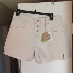 Oat New York Cream Jean Shorts